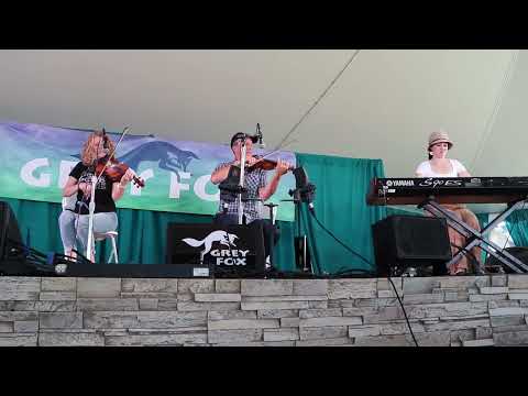 Natalie MacMaster, Donnell Leahy, & Mary Francis Grey Fox 2023