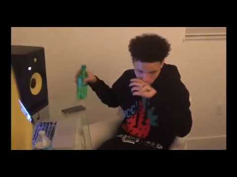 Lil Mosey - "Space Coupe"