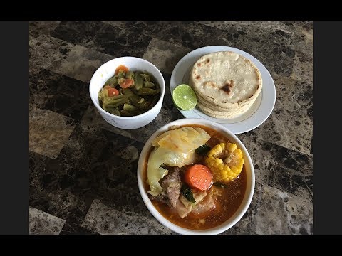 como hacer una RIQUISIMA sopa de PATA y COSTILLAS DE RES! plato tipico salvadoreno