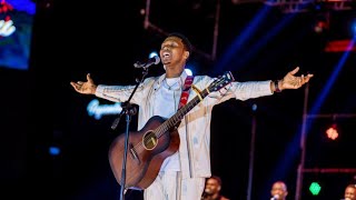 Israel Mbonyi yakoze amateka adasanzwe mu gitaramo yise #Icyambu 🎀🧑‍🎄🍾🎄🎉