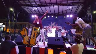 Fanshawn @ Kalik celebrates 30🍺🍻