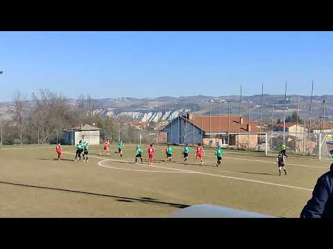 Calcio, Seconda Categoria: Carrù-Piazza 1-2 (il goal dello 0-1 di Grace Mfuka)