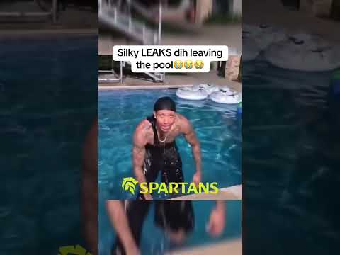 Silky leaks his dih on live😭 #twitchclips #funny #faze