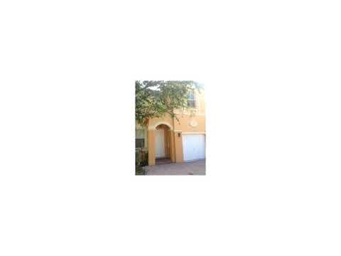 8109 NW 108th Pl # 8109,Doral,FL 33178 Condominium For Sale
