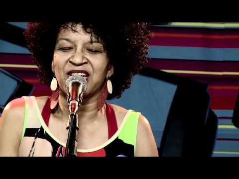 Metá Metá em "Trovoa" no Estúdio Showlivre 2011