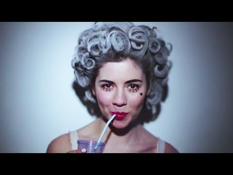 , title : 'MARINA AND THE DIAMONDS - PRIMADONNA [Official Music Video] | ♡ ELECTRA HEART PART 4/11 ♡'