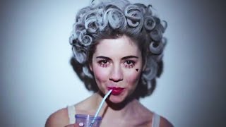 Bài hát Primadonna - Nghệ sĩ trình bày Marina And The Diamonds