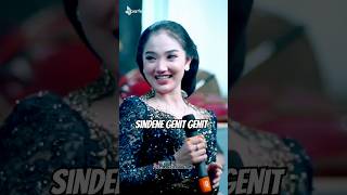 Download lagu Sesideman - Sinden Genit Genit Candra Kirana - Dian - Rolanda Music #perfecta_production #shorts mp3