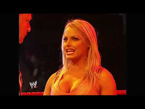 kane vs Trish Stratus 2004