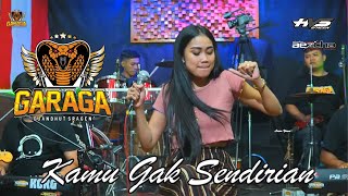 Download lagu KAMU GAK SENDIRIAN Cover GARAGA JANDHUT Voc veroni... mp3