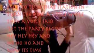 I heard Santa on the Radio by Hilary Duff! (WITH LYRICS) *Not a great video:( *