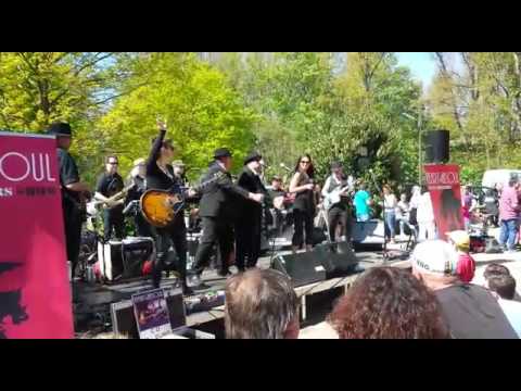 "Son of a Preacherman" by Heart&Soul and Cinja Pausewang