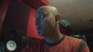 Video thumbnail for Best Midi Keyboard - AKAI ADVANCE 61 Review by M.CLASS DIAS