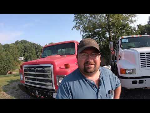 I searched the Country For This Truck! International 4900 DT466 with 5&2 speed!