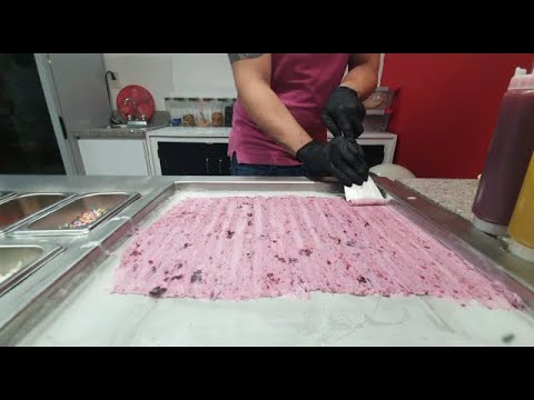 , title : 'ICE CREAM LOVE  | Rollos de helado : cómo hacer un delicioso helado de Frutas del Bosque |'