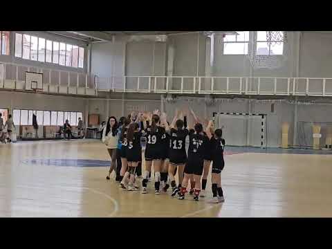 CâmpinaTV.ro - Prima zi a turneului euro-regiune handbal feminin juniori IV, Câmpina
