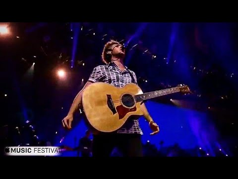 One direction - Girl almighty | Live at Apple music festival , London 2015