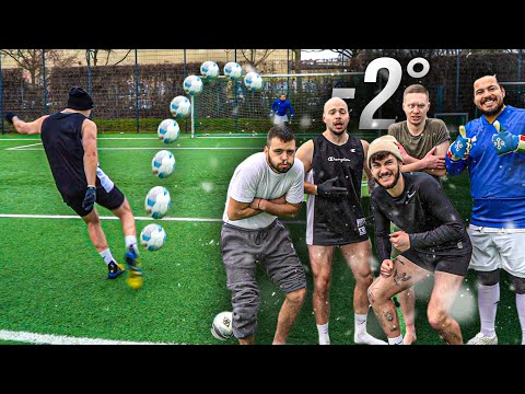 KÄLTESTE FUßBALL CHALLENGE... (KEIN TOR = AUSZIEHEN)
