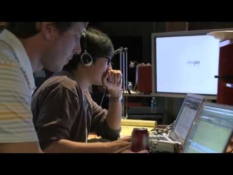 ORPHAN TEARS featuring Wax - (Your Favorite Martian music video)