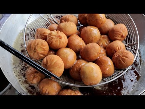 Street Food 2018 AMAZING COOKING SKILL Fried Dumplings in Saigon Vietnam