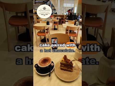 Prettiest Cakes in New Zealand? Major Tom Café Albany