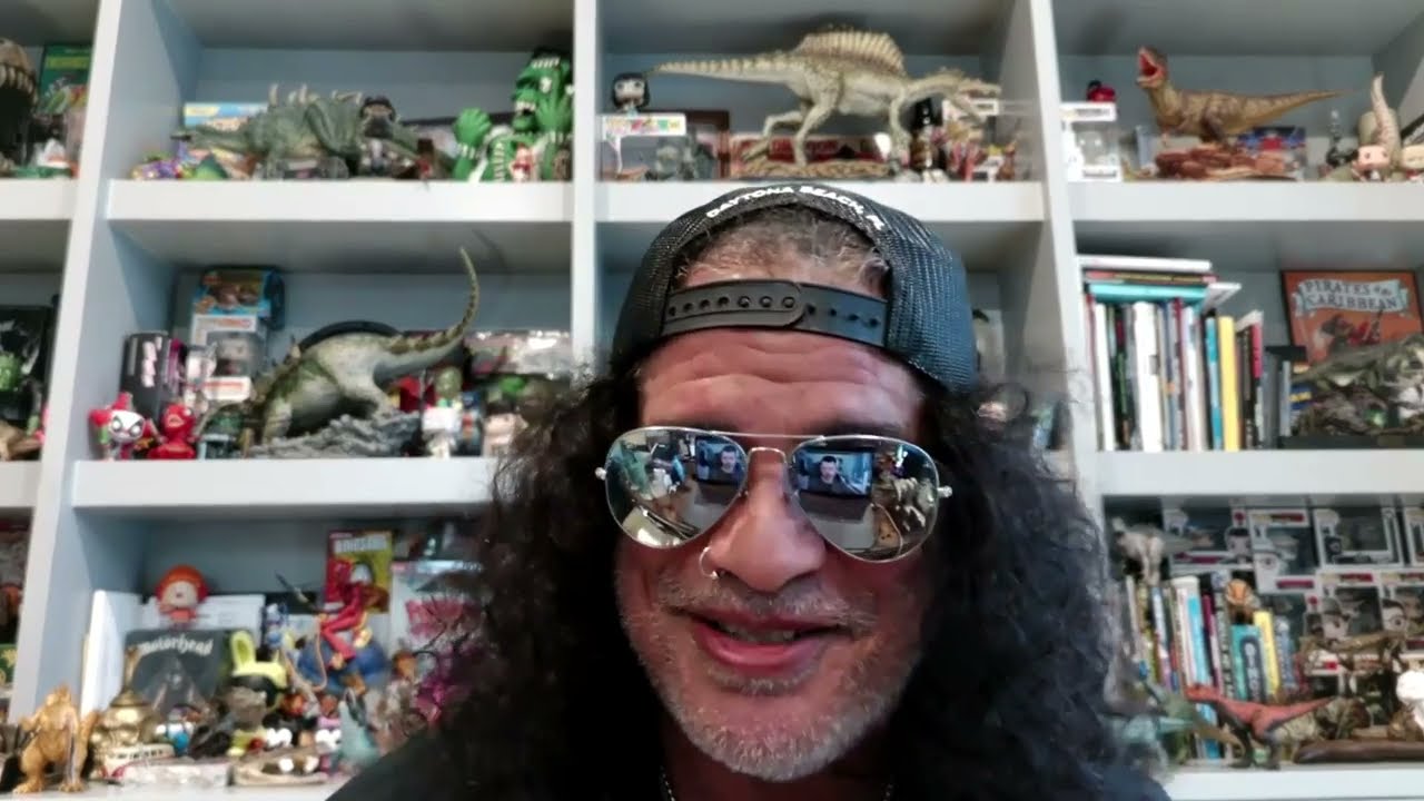 Rolling Stone Uncut: Slash from Guns N' Roses - YouTube