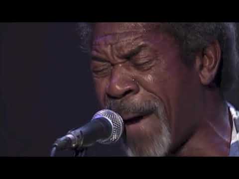 Videoclip de Living in the House of Blues (Live) — Luther Allison