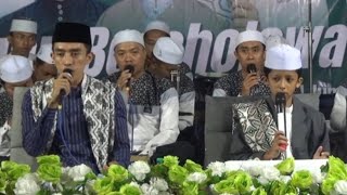 Download lagu Full Sholawat Sayyid Haidar Al Haddar suaranya bikin merinding Duet Bareng Gus Hafidz Ahkam mp3