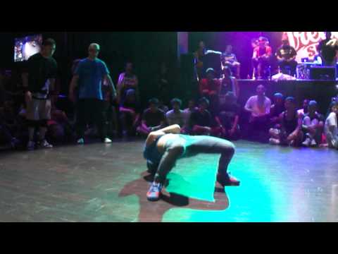 FreeStyle Session 15 | Prelims | Brickheads vs Straight Up BAWS