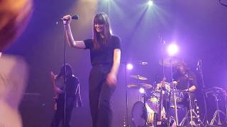 Clara Luciani - La Baie / La Grenade (live @ Bota)