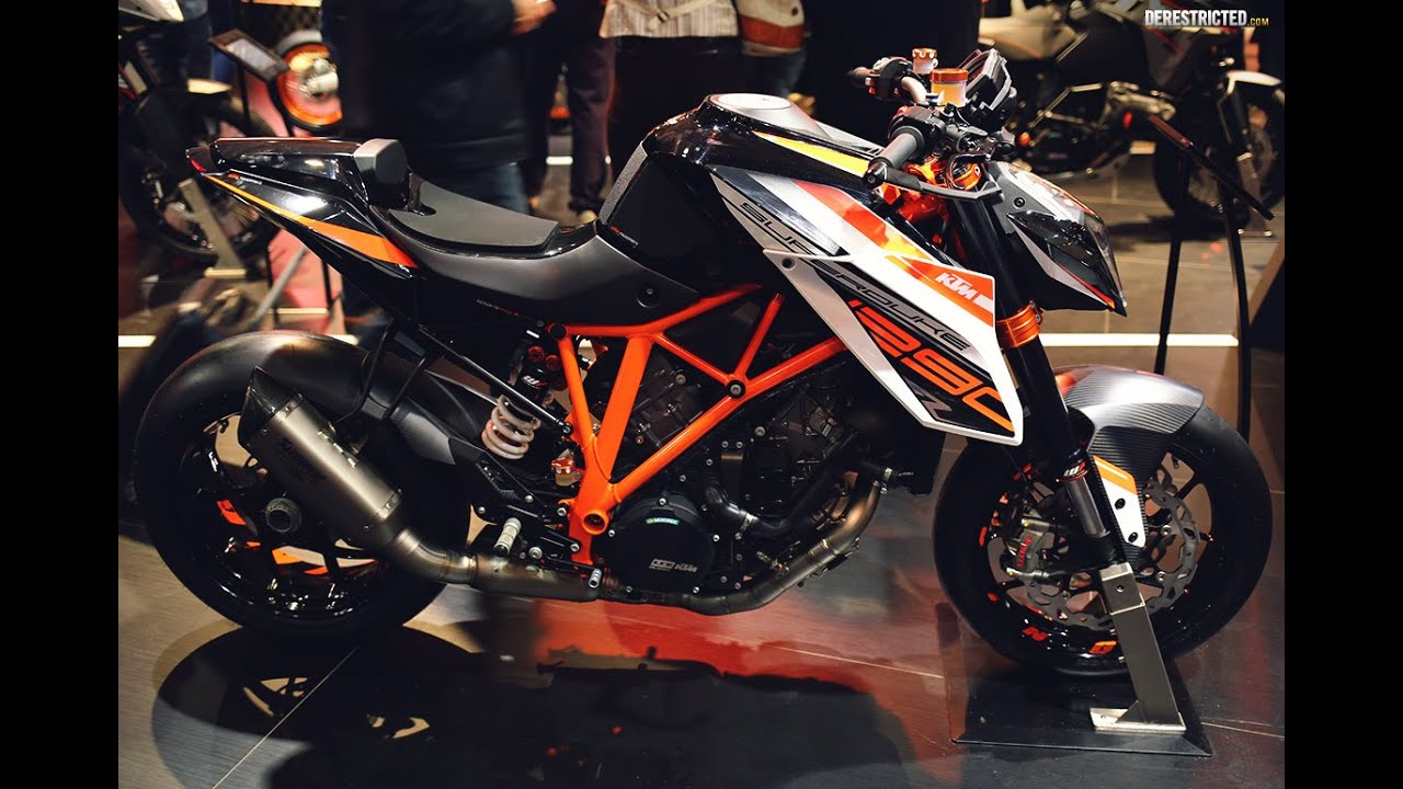 2016 KTM 1290 SUPER DUKE R special edition in EICMA 2015