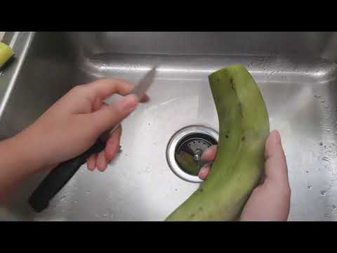Como pelar un platano verde.