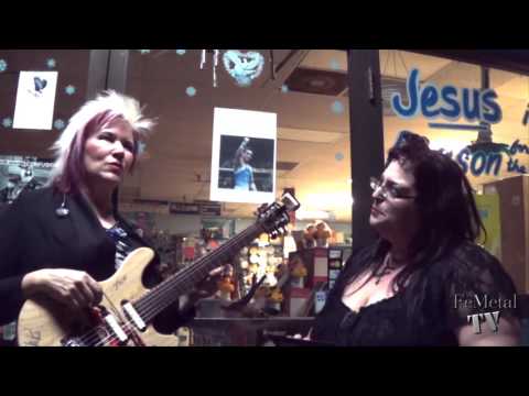 Jennifer Batten - Interview FeMetalTV