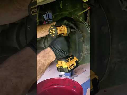 Why should I Change My Differential Fluid? 🙄 #short