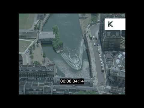 1970s Bath, Aerial Views of Pulteney Bridge and River Avon, HD from 35mm | Kinolibrary