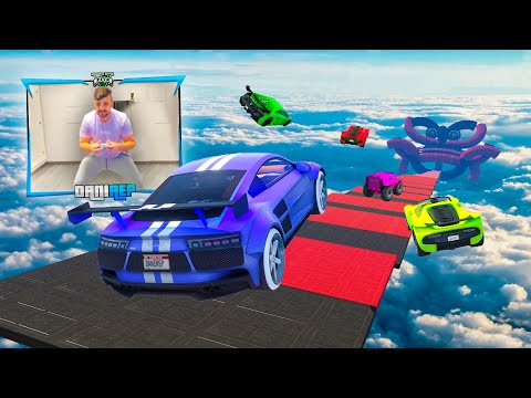 MEGA RAMPA IMPOSIBLE PERO HAGO SENTADILLAS CADA VEZ QUE BAJO - GTA 5 ONLINE