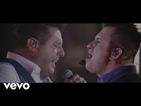 Bruno & Marrone - Por Um Minuto (Por Un Minuto) (Ao Vivo)