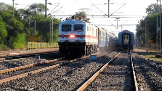 preview picture of video 'इटारसी WAP-7 || ET WAP-7 with ETARSI-KATNI Express || Indian Railways'