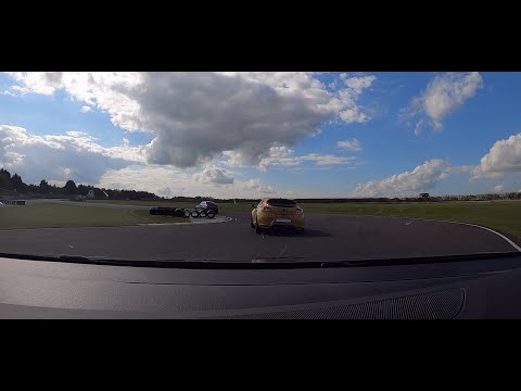 Thumbnail for Seat Cupra 290 lux DSG vs Megane 265 stage 2 cup trackday test castle combe by SEAT Cupra