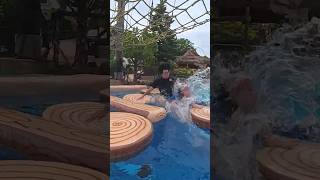 手なしで水上アスレチックをクリアしろ‼️