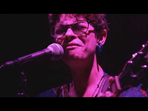 Flowers and pleasures (Luhli e Lucina)