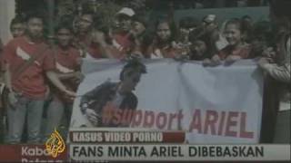 Download lagu Indonesia sex scandal triggers morality and censorship debate mp3 Download lagu Indonesia sex scandal triggers morality and censorship debate mp3