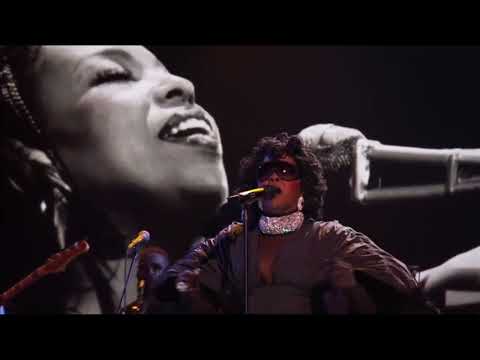 Homenaje a D'Angelo y Roberta Flack (Grammys 2026)