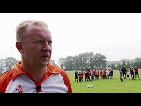 TRAILER "Het dorp Moerdijk: Van paniek naar perspectief"