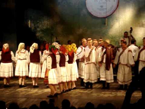 Ansamblul Folcloric  Romanasul - Dans din Oas