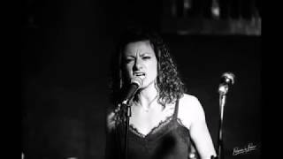 PollyJean, Tribute to PJ Harvey. One Line