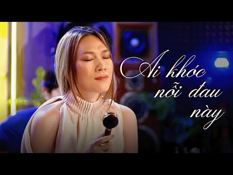 Thể hiện bởi Mỹ Tâm
