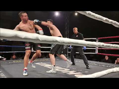 KICKMAS THAI BOX GALA 2022 - BOY BECHER VS ISMAIL SAHIN