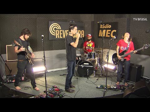 Posada e o Clã no Reverbera | Terraço