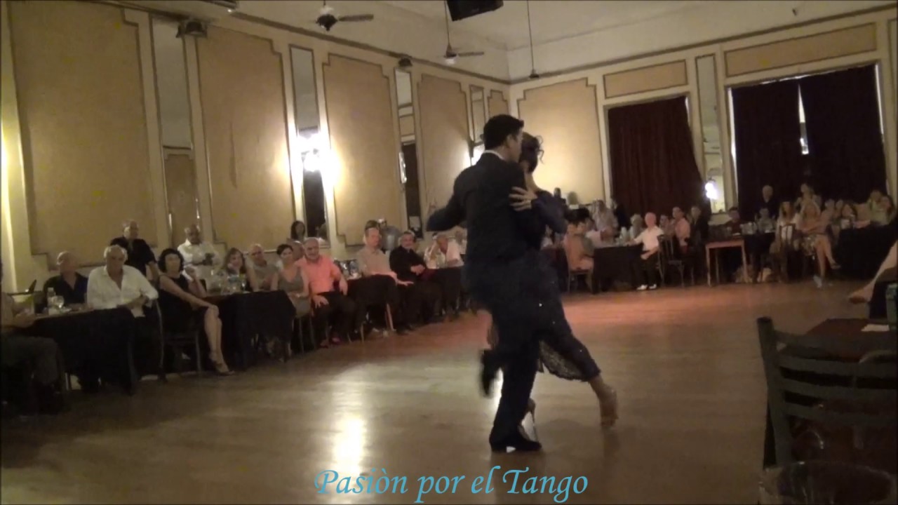 LAILA REZK y LEANDRO OLIVER Bailando el Tango TE ACONSEJO QUE ME OLVIDES en YIRA YIRA